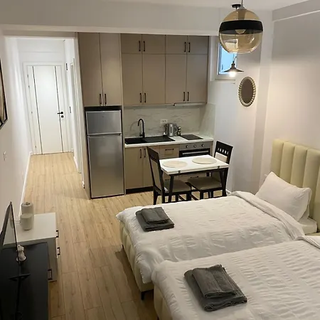 Tirana Stay Suites Apartment *